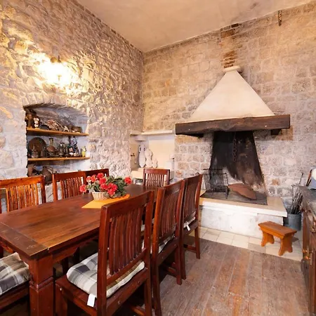 Вилла Providenca Каштела