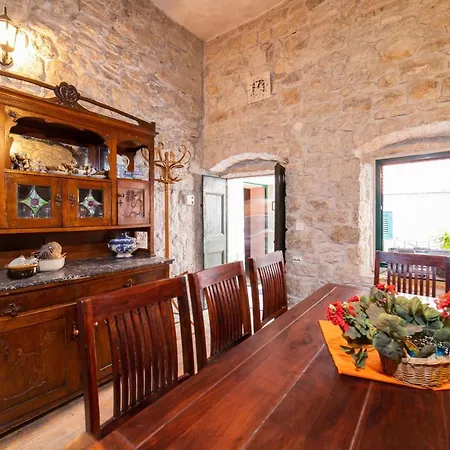 빌라 Providenca Kaštela